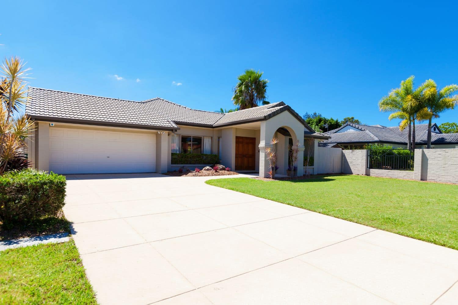 Exposed aggregate driveway finish