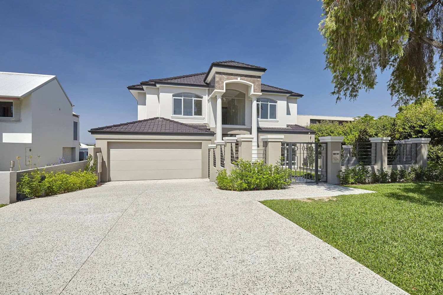 Freshly poured concrete driveway on the Mornington Peninsula